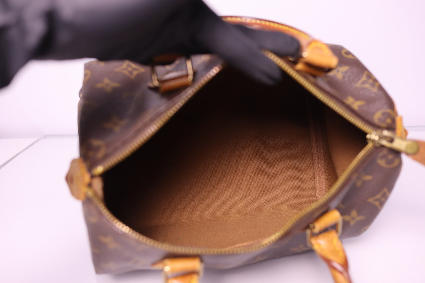 Vintage Louis Vuitton Speedy 25 Monogram | 1992 + lock & key