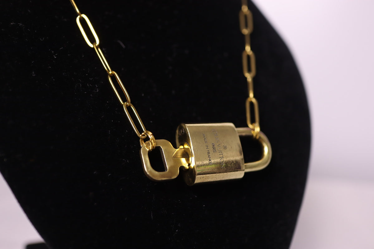 Louis Vuitton Lock & Key Paperclip Necklace | No.309
