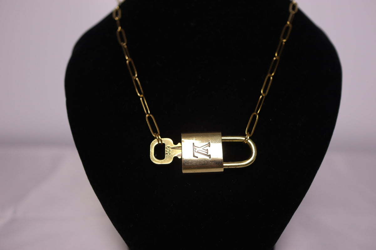 Louis Vuitton Lock & Key Paperclip Necklace | No.309