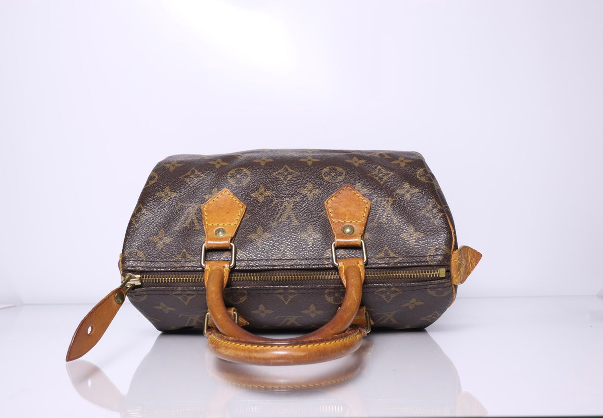 Vintage Louis Vuitton Speedy 25 Monogram | 1992 + lock & key