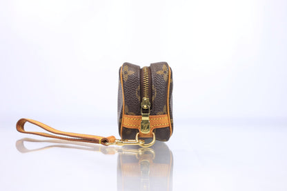Louis Vuitton Monogram Trousse Wapity | 2005