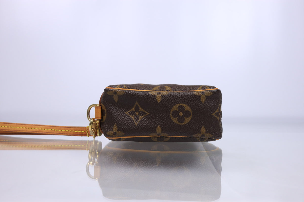 Louis Vuitton Monogram Trousse Wapity | 2005