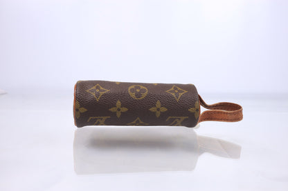 Louis Vuitton Etui Trois Golf Ball or Cosmetic Pouch