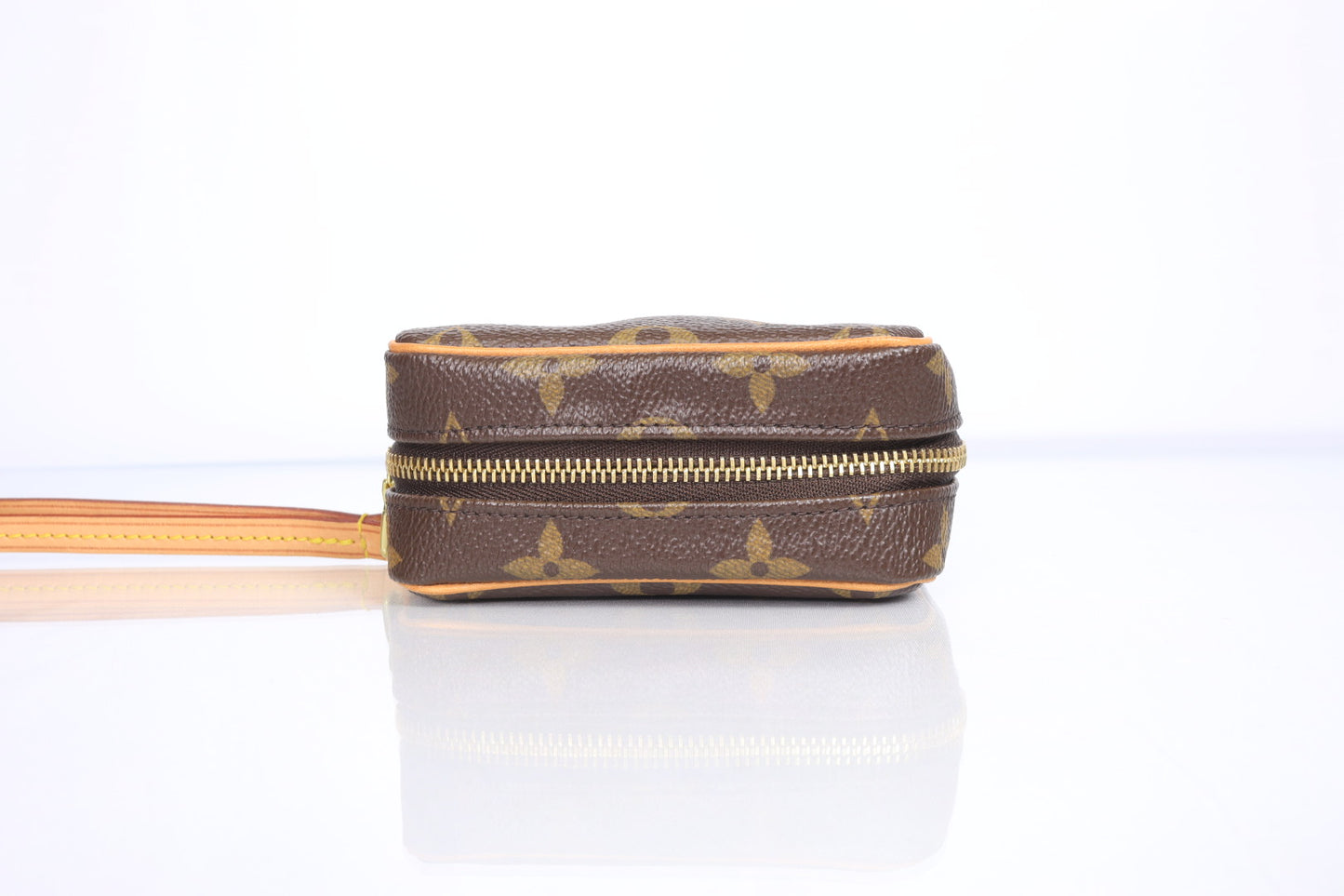 Louis Vuitton Monogram Trousse Wapity | 2010 AA2160