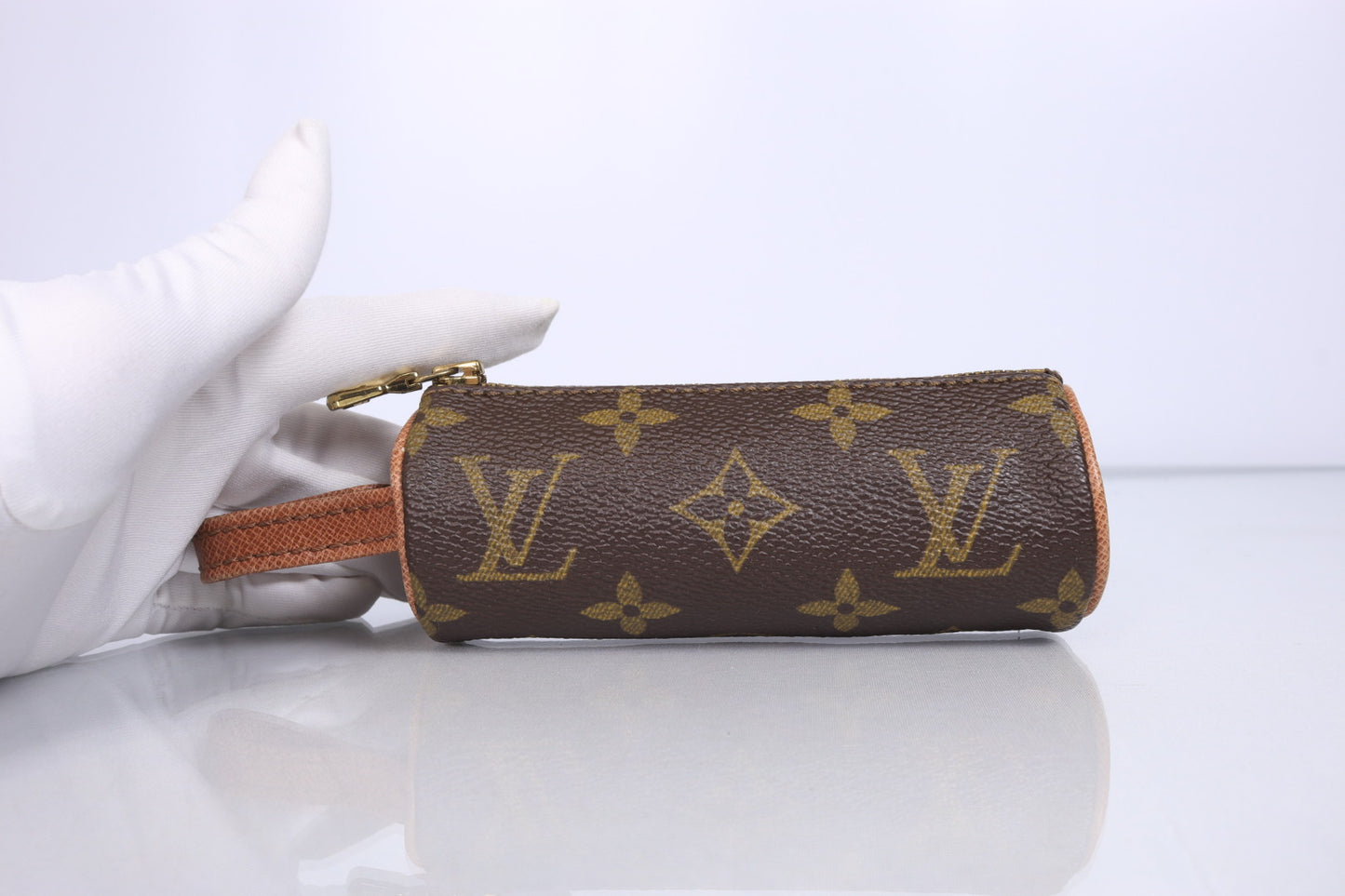 Louis Vuitton Etui Trois Golf Ball or Cosmetic Pouch | 1988 881 RA