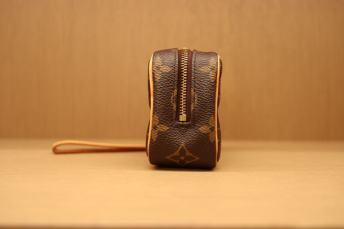 Louis Vuitton Monogram Trousse Wapity Pouch | 2007