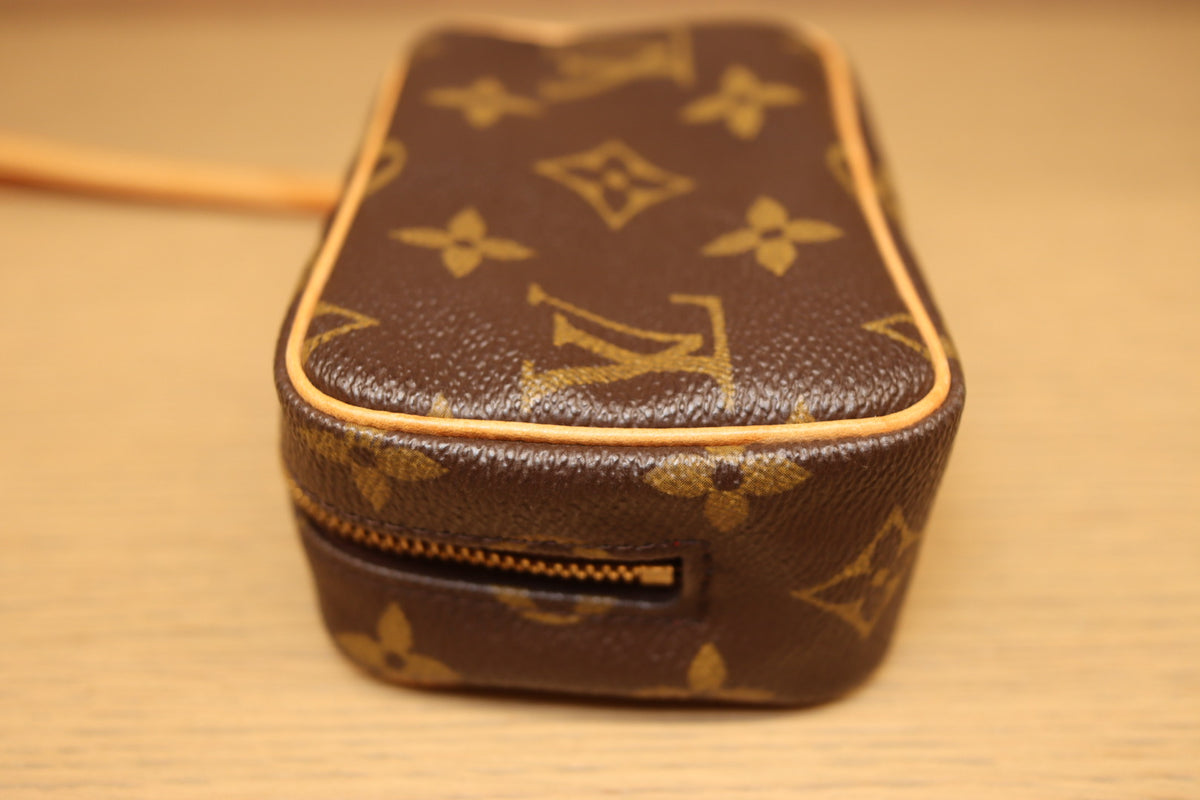 Louis Vuitton Monogram Trousse Wapity Pouch | 2007