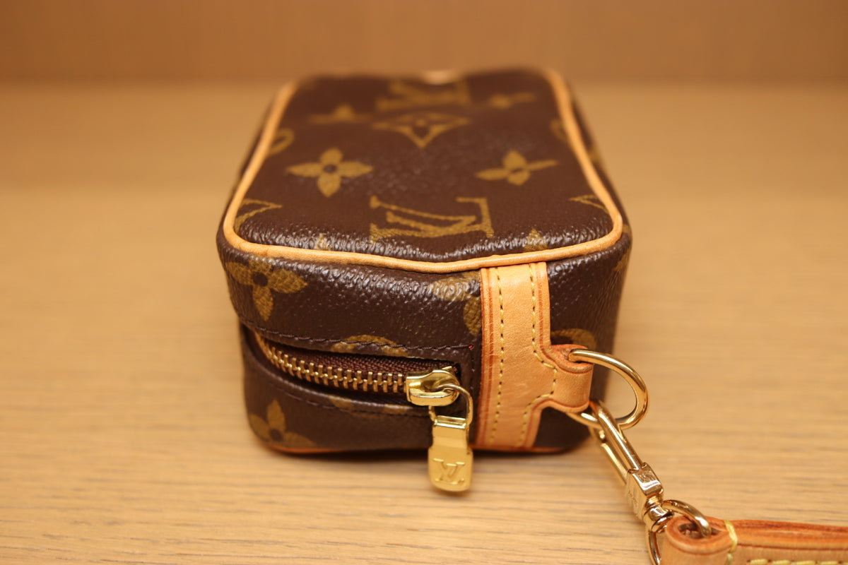 Louis Vuitton Monogram Trousse Wapity Pouch | 2007