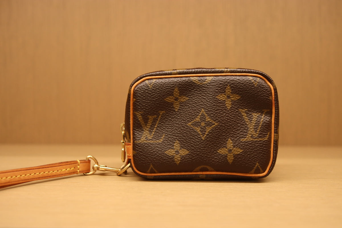 Louis Vuitton Monogram Trousse Wapity Pouch | 2005