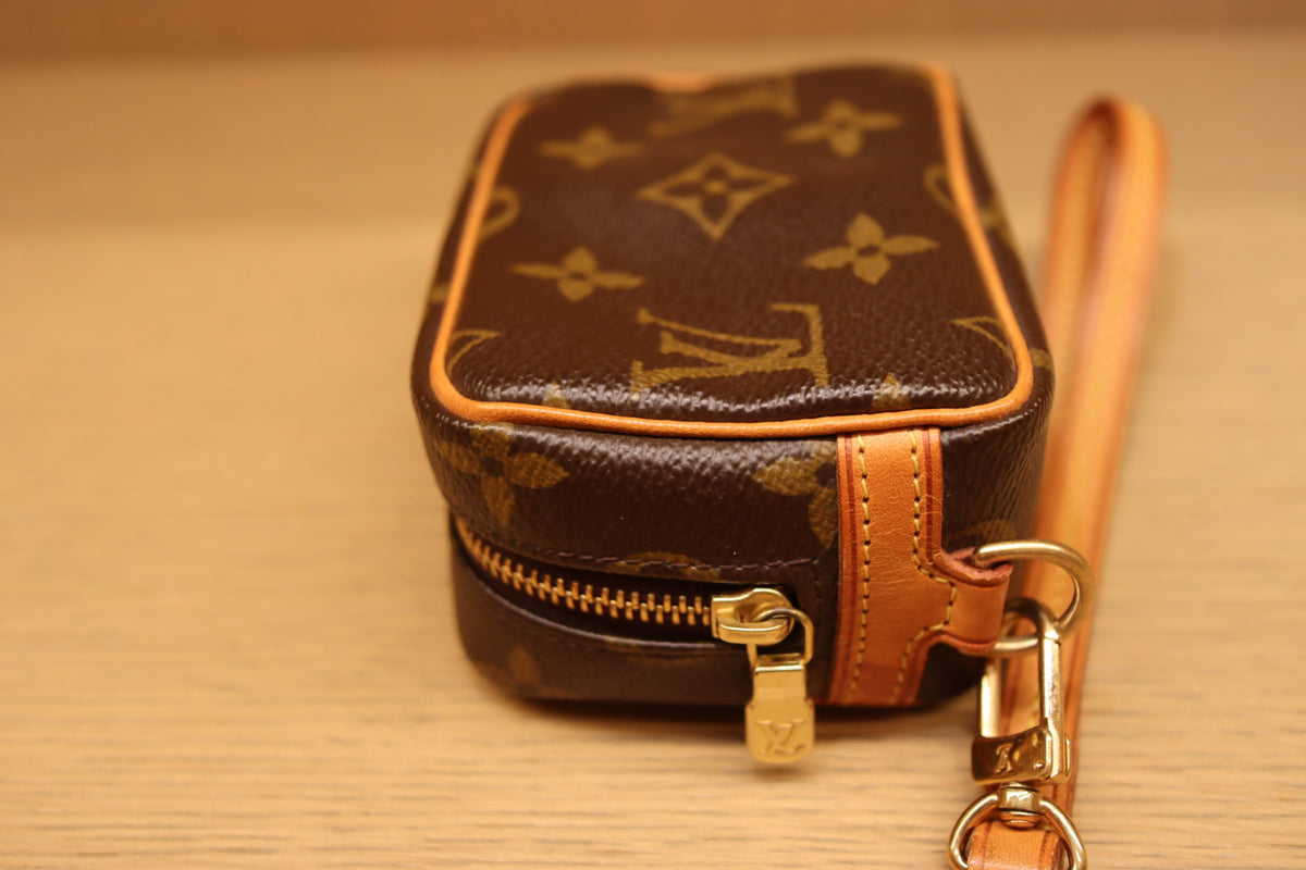 Louis Vuitton Monogram Trousse Wapity Pouch | 2005