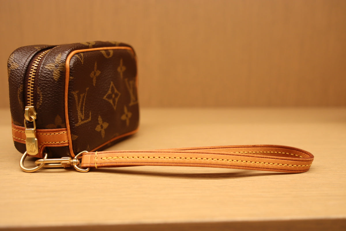 Louis Vuitton Monogram Trousse Wapity Pouch | 2005
