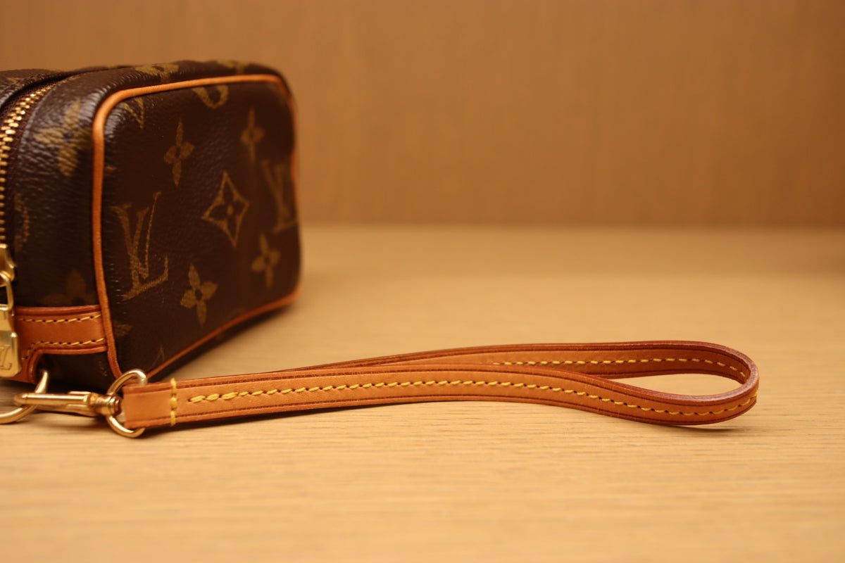 Louis Vuitton Monogram Trousse Wapity Pouch | 2005