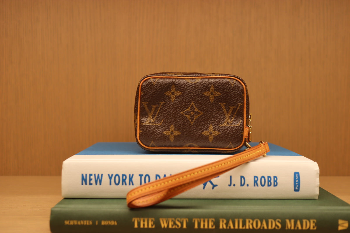 Louis Vuitton Monogram Trousse Wapity Pouch | 2005