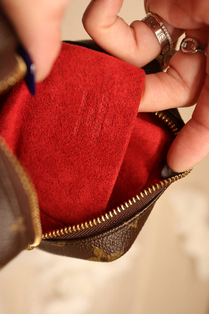 Louis Vuitton Monogram Trousse Wapity Pouch | 2005