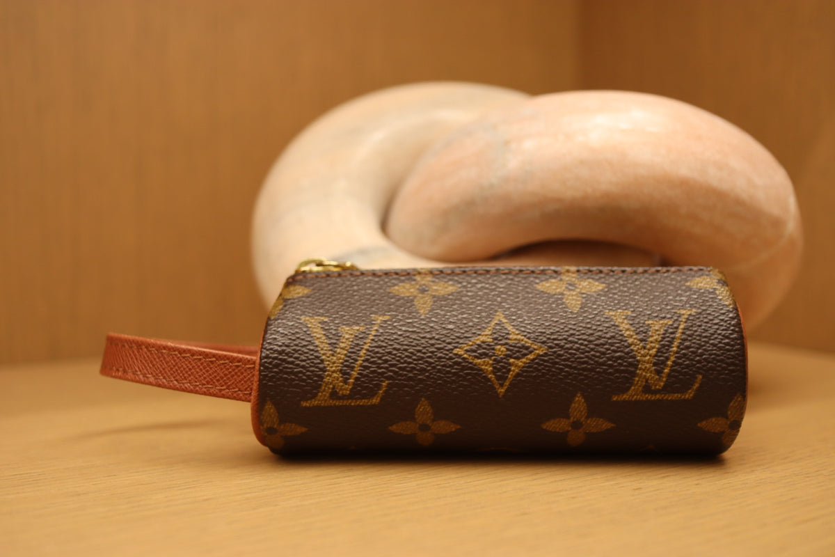 Louis Vuitton Etu Trois Golf Pouch & Wapity Pouch