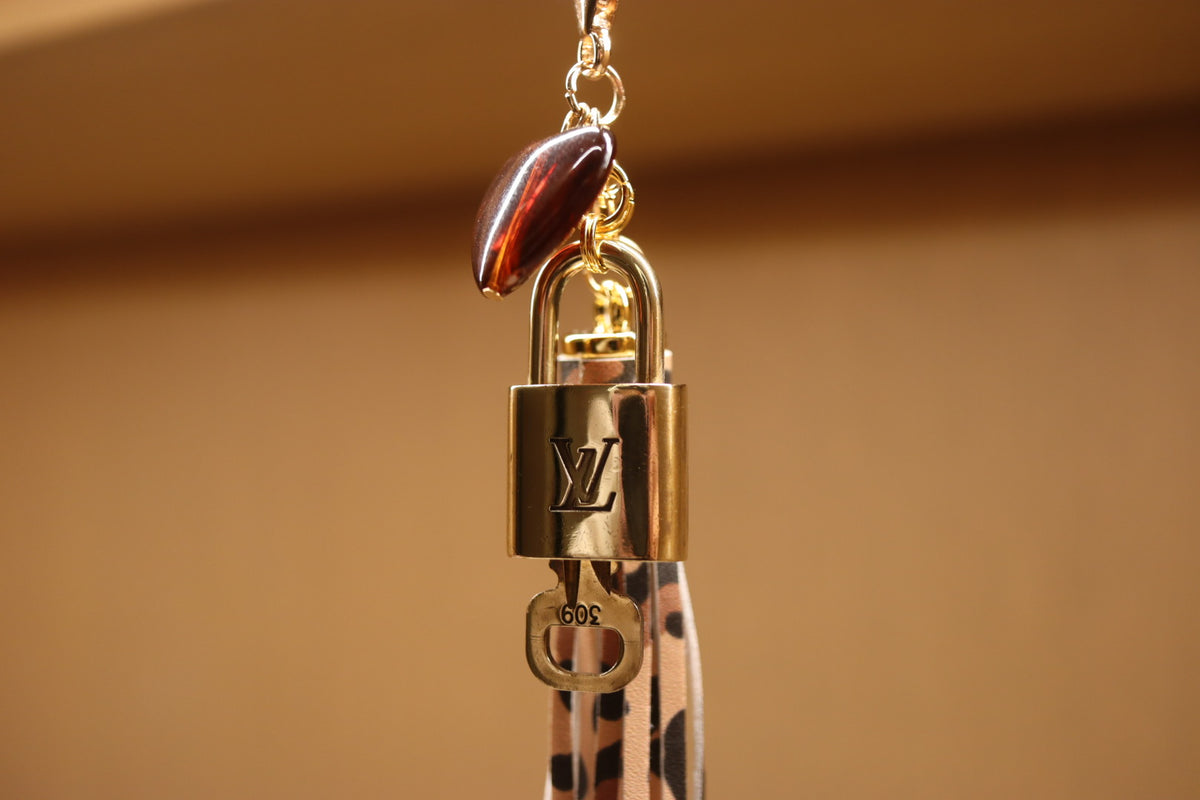 Louis Vuitton Lock & Key Amber Heart Leopard Bag Charm | No. 309