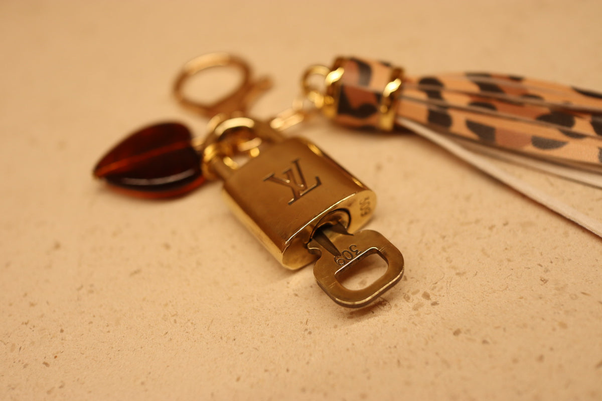 Louis Vuitton Lock & Key Amber Heart Leopard Bag Charm | No. 309