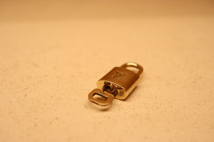 Louis Vuitton Padlock & Key Set | No 304