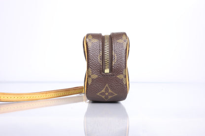 Louis Vuitton Monogram Trousse Wapity Pouch | 2005 November