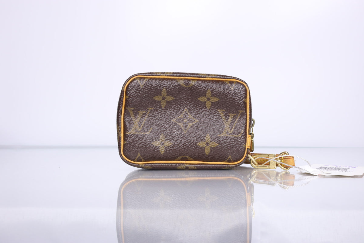 Louis Vuitton Monogram Trousse Wapity Pouch | 2005 November