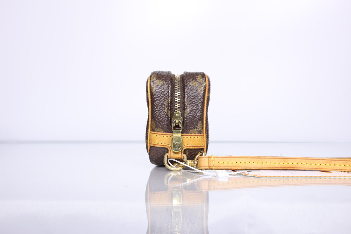 Louis Vuitton Monogram Trousse Wapity Pouch | 2005 November