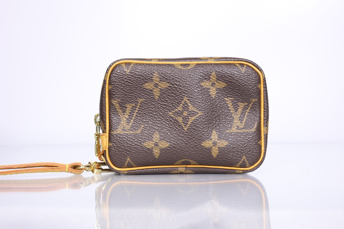 Louis Vuitton Monogram Trousse Wapity Pouch | 2005 May