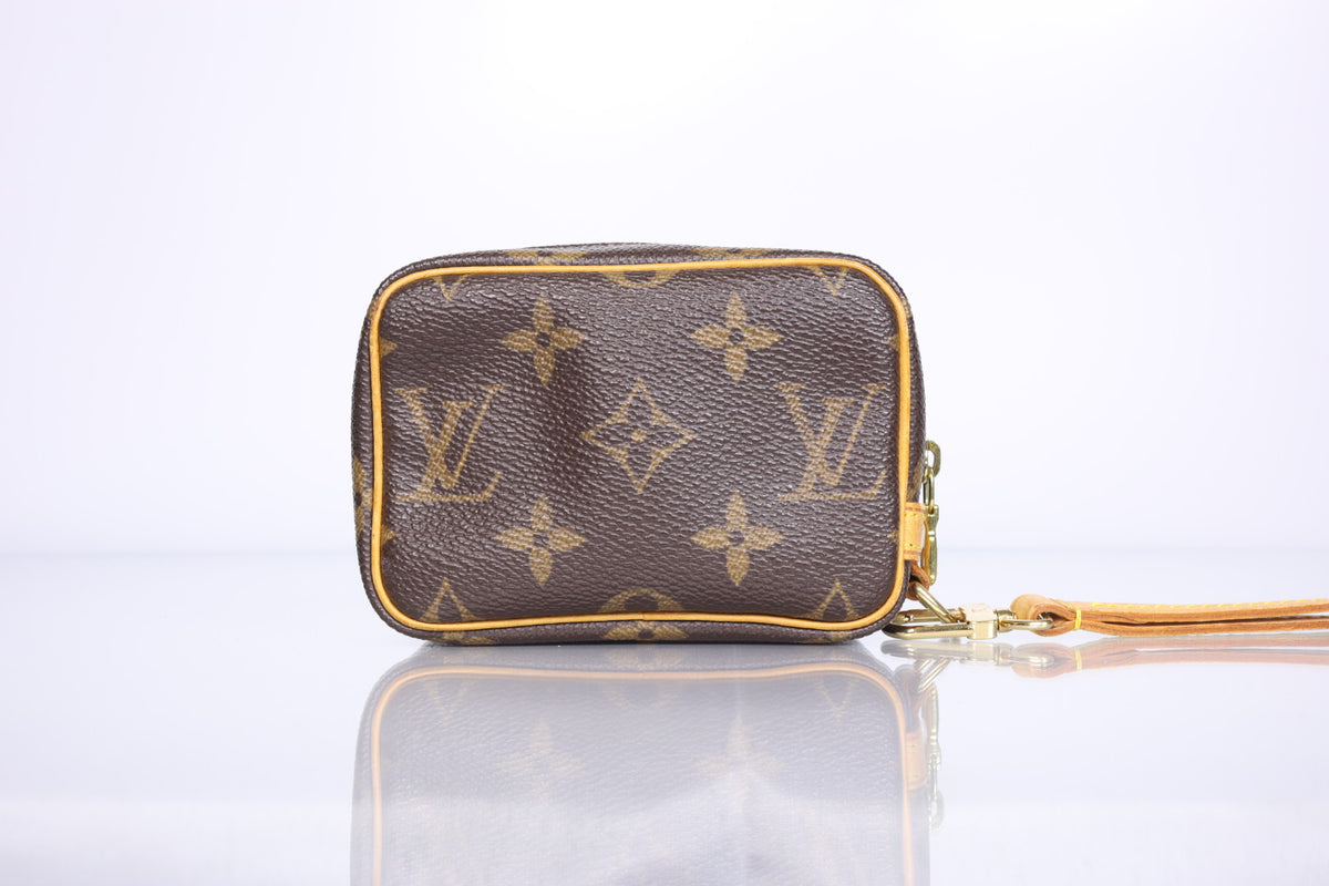 Louis Vuitton Monogram Trousse Wapity Pouch | 2005 May