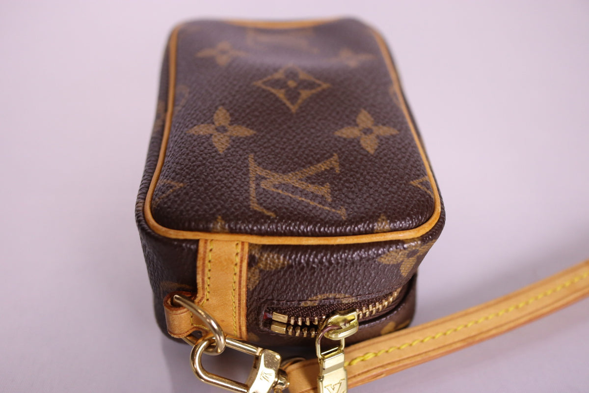 Louis Vuitton Monogram Trousse Wapity Pouch | 2005 May