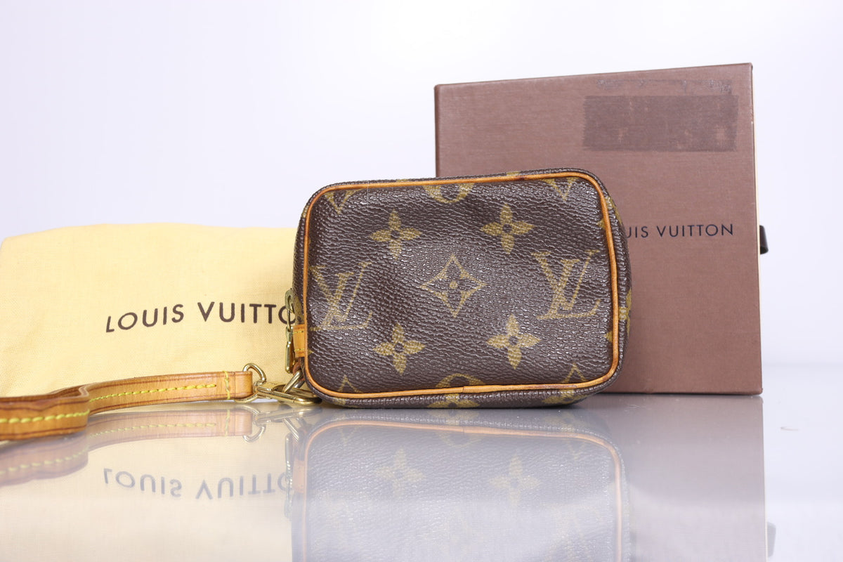 Louis Vuitton Monogram Trousse Wapity Pouch with box | 2005 September
