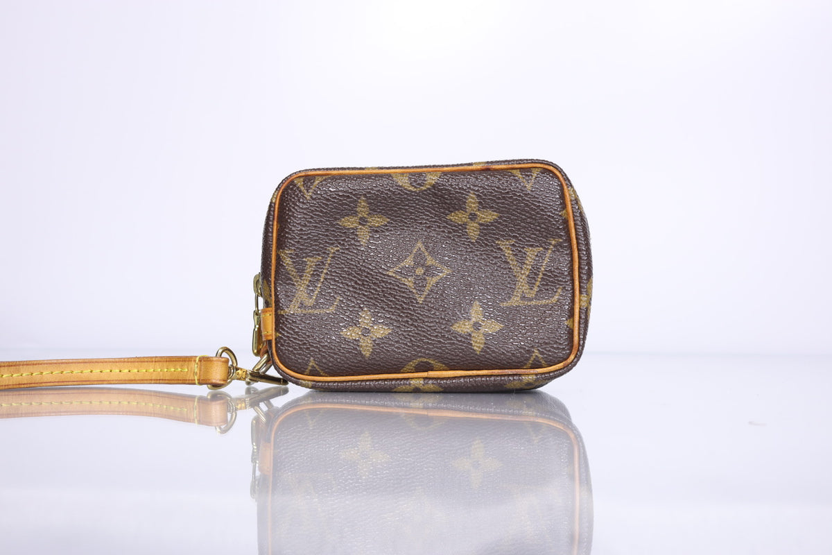 Louis Vuitton Monogram Trousse Wapity Pouch with box | 2005 September