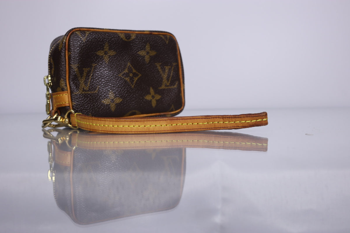 Louis Vuitton Monogram Trousse Wapity Pouch with box | 2005 September