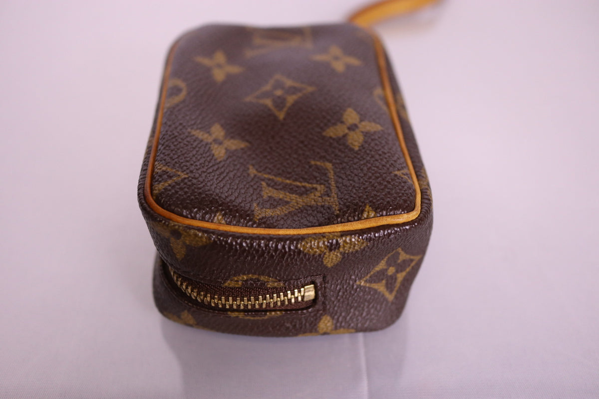 Louis Vuitton Monogram Trousse Wapity Pouch with box | 2005 September