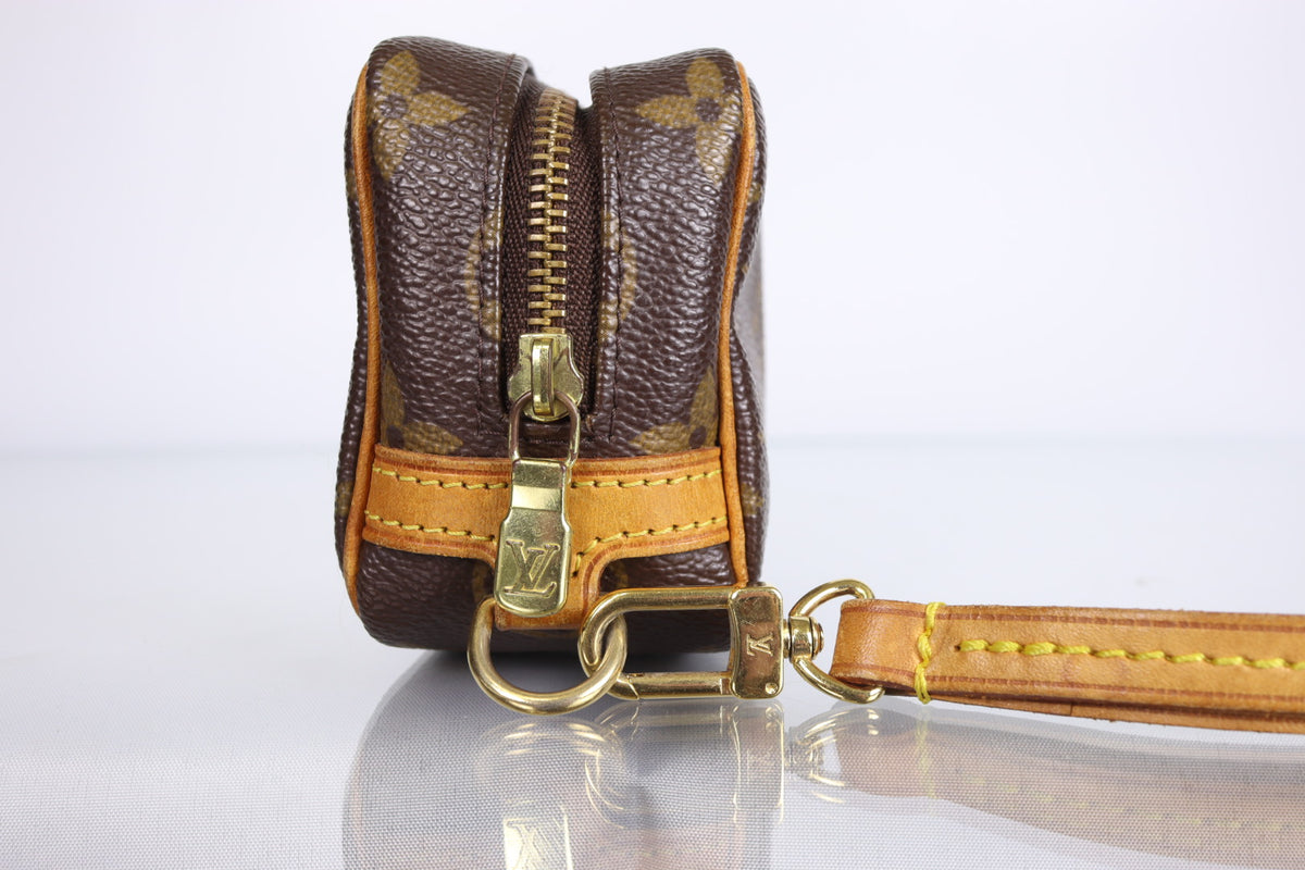 Louis Vuitton Monogram Trousse Wapity Pouch | 2005 August