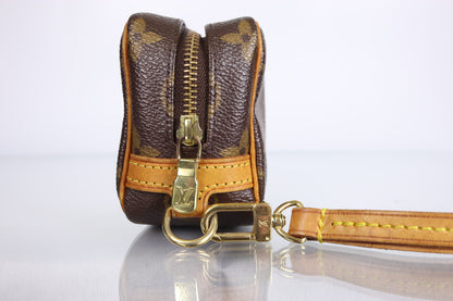 Louis Vuitton Monogram Trousse Wapity Pouch | 2005 August