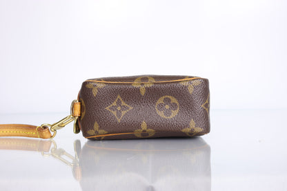 Louis Vuitton Monogram Trousse Wapity Pouch | 2005 August