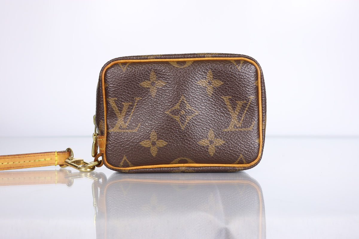 Louis Vuitton Monogram Trousse Wapity Pouch with box | 2011 October