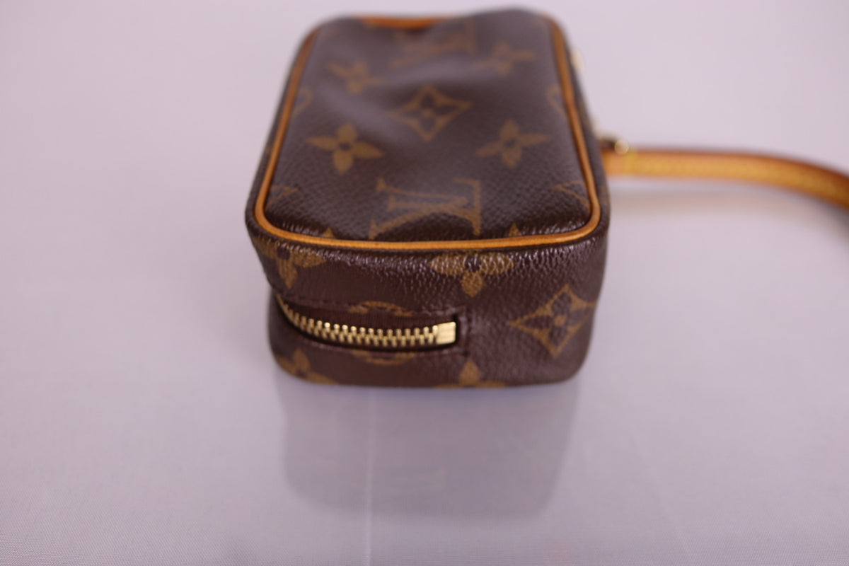 Louis Vuitton Monogram Trousse Wapity Pouch with box | 2011 October