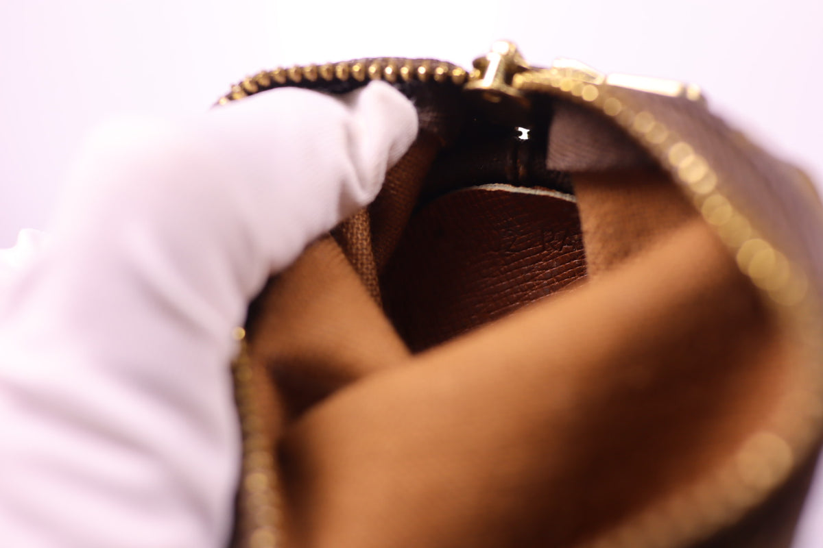 Vintage Louis Vuitton Etui Trois Golf Ball Pouch | 1992