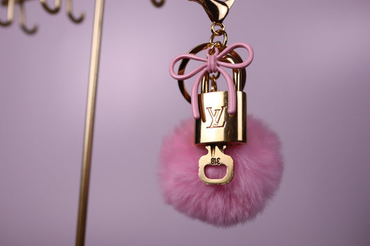 Louis Vuitton Lock and Key Pink Bag Charm | No. 318