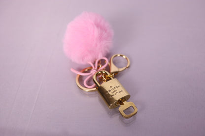 Louis Vuitton Lock and Key Pink Bag Charm | No. 318